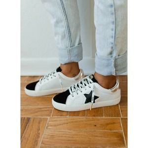 Vintage Havana Star Gail Sneaker Size 9 NIB